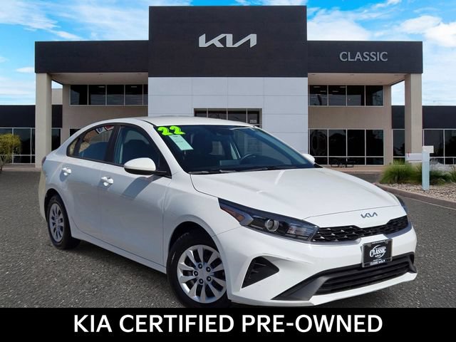 Certified 2022 Kia Forte Sedan FWD video 1