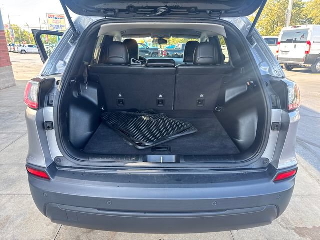 Used 2020 Jeep Cherokee Latitude Plus w/ Cold Weather Group image 18