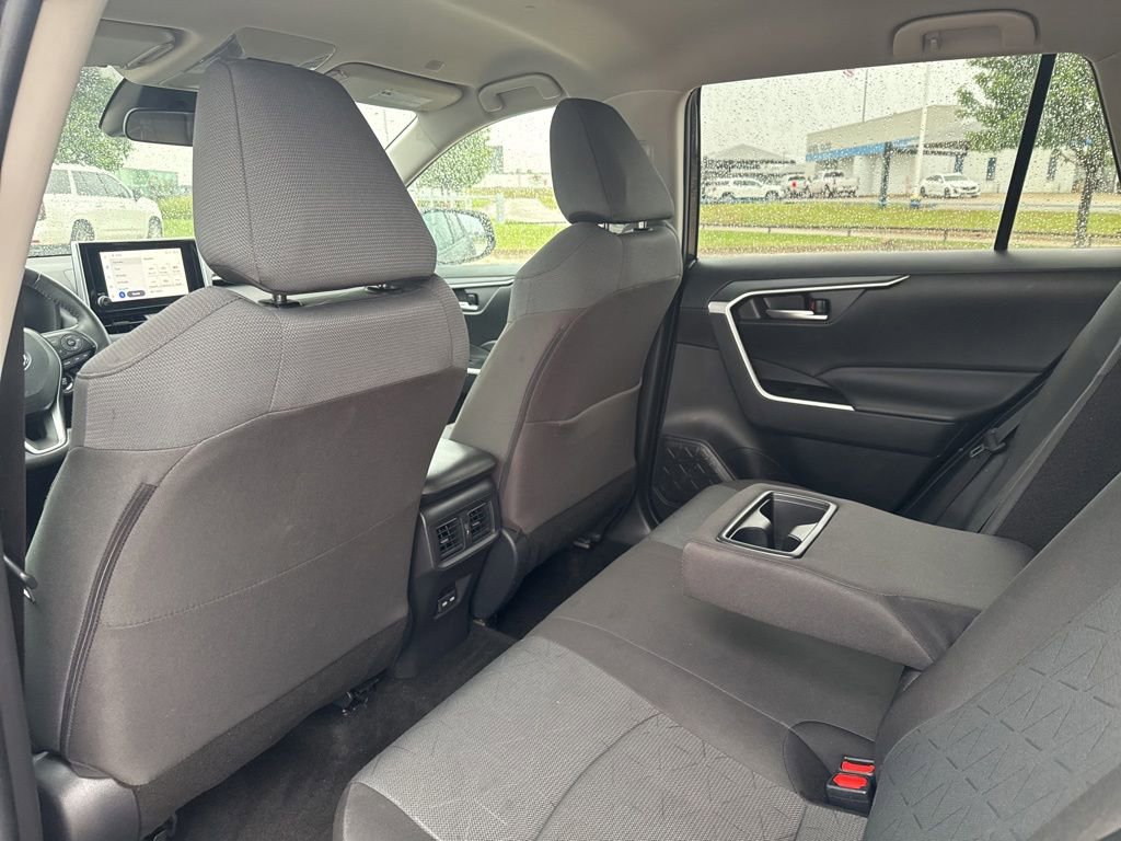 Used 2025 Toyota RAV4 XLE w/ Weather Package FWD image 9