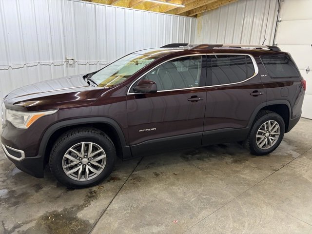 Used 2017 GMC Acadia SLE image 4