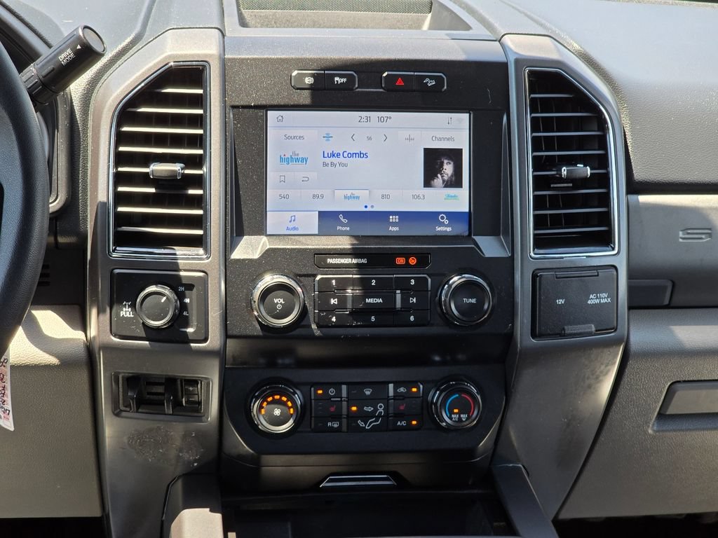 Used 2022 Ford F250 XLT w/ XLT Premium Package AWD/4WD image 17