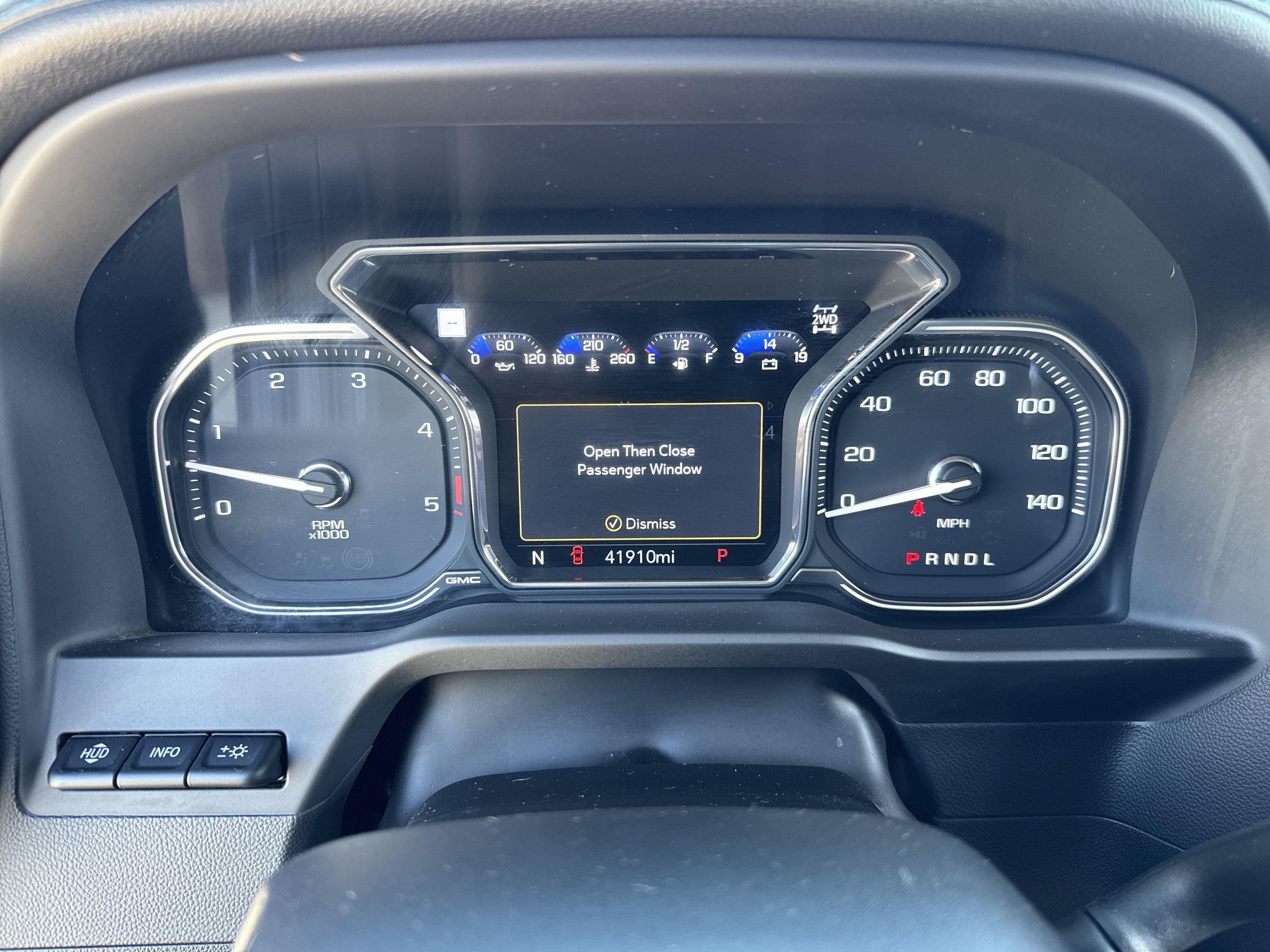 Used 2023 GMC Sierra 3500 Denali w/ Denali Black Diamond Edition AWD/4WD image 16