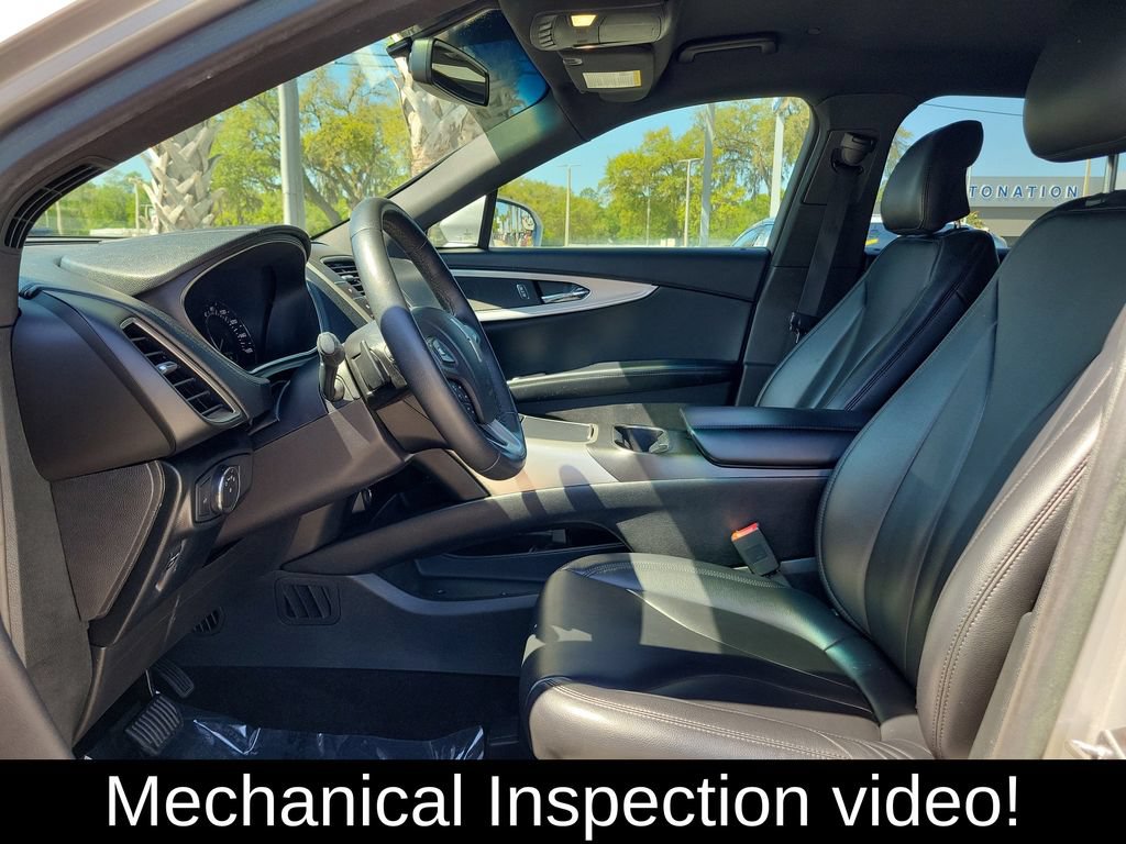 Used 2018 Lincoln MKX Premiere FWD image 2