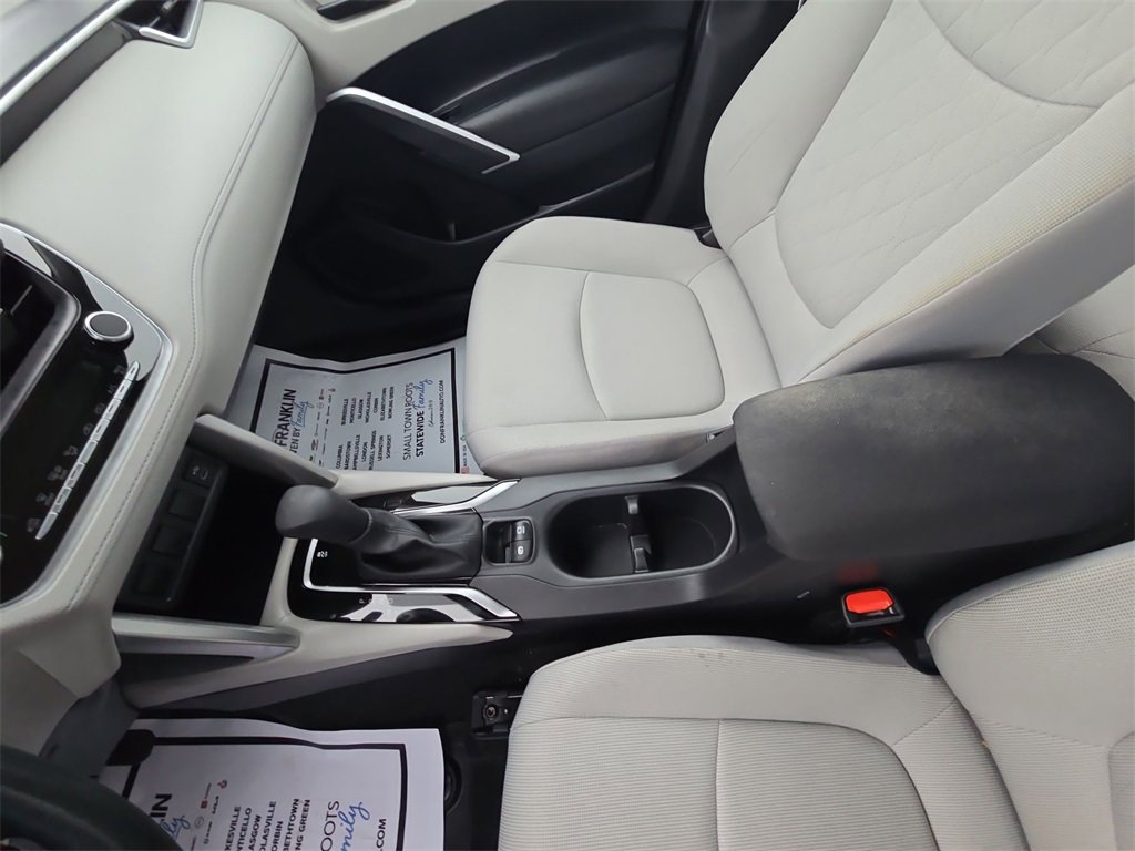 Used 2025 Toyota Corolla Cross L image 13