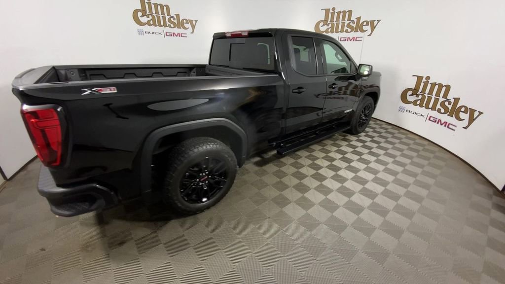 Used 2025 GMC Sierra 1500 Elevation w/ Preferred Package image 8