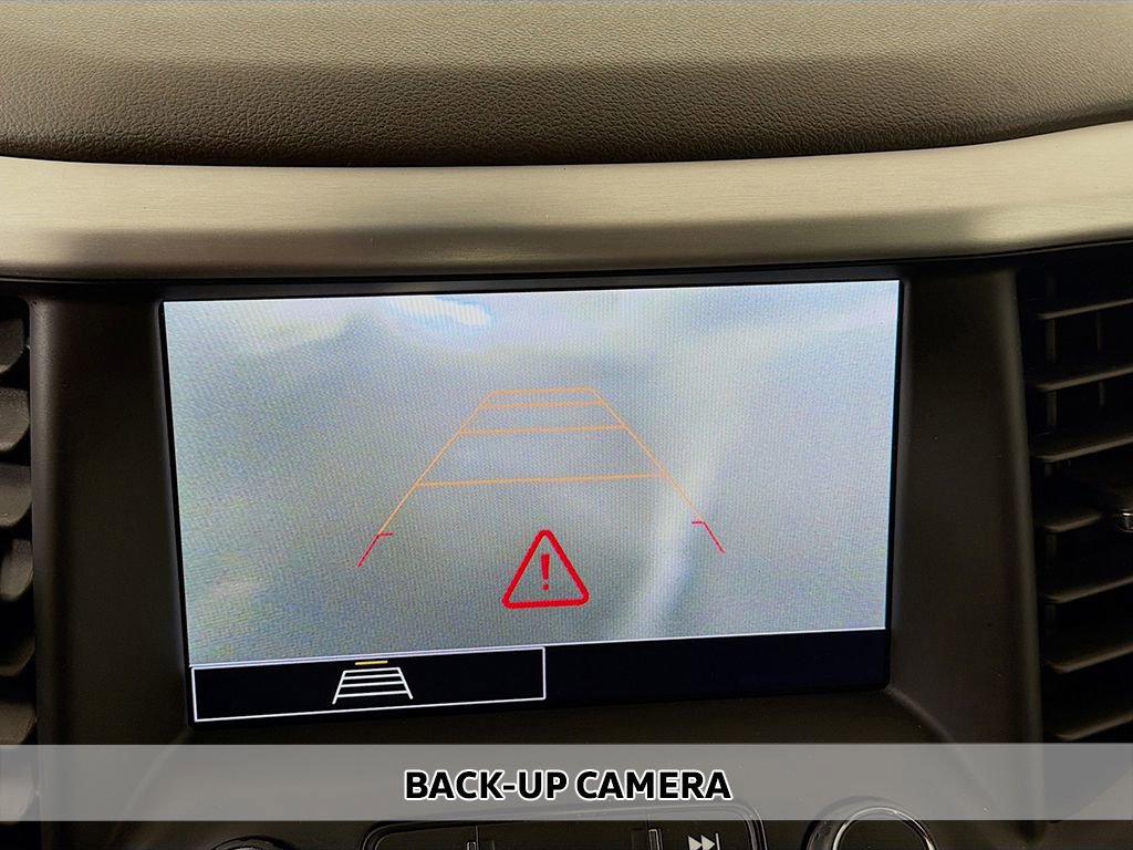 Used 2021 GMC Acadia SLE w/ Driver Convenience Package image 4