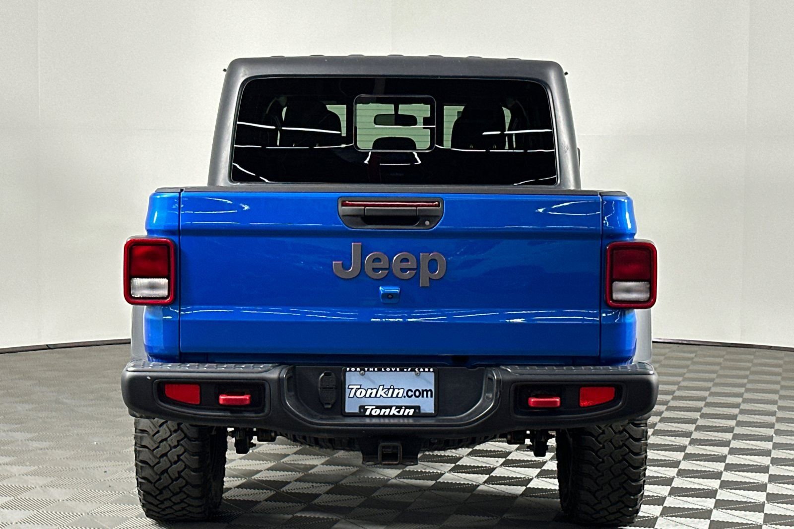 Used 2020 Jeep Gladiator Rubicon w/ Trailer Tow Package image 5