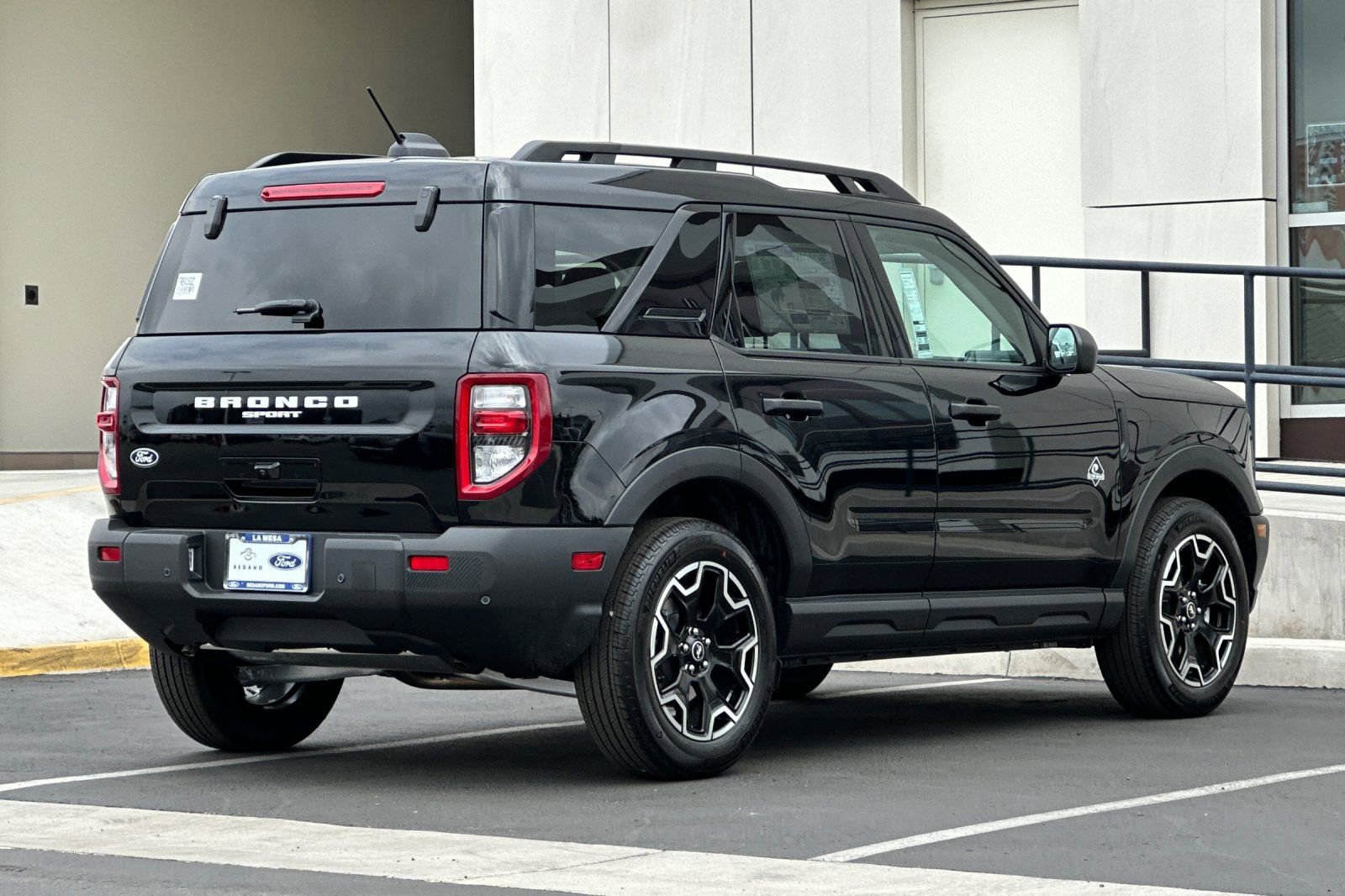 New 2026 Ford Bronco Sport Outer Banks image 3