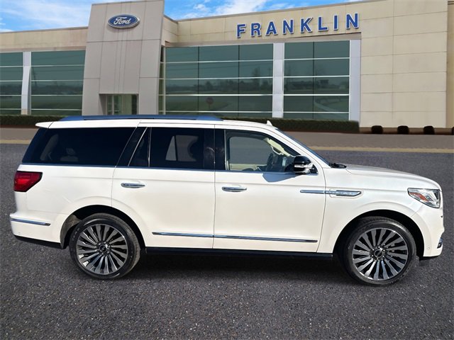 Used 2019 Lincoln Navigator Reserve image 8