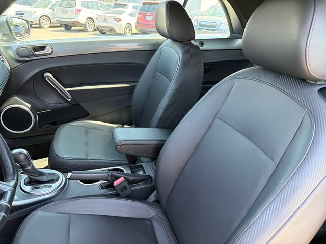 Used 2017 Volkswagen Beetle 1.8T S FWD image 19