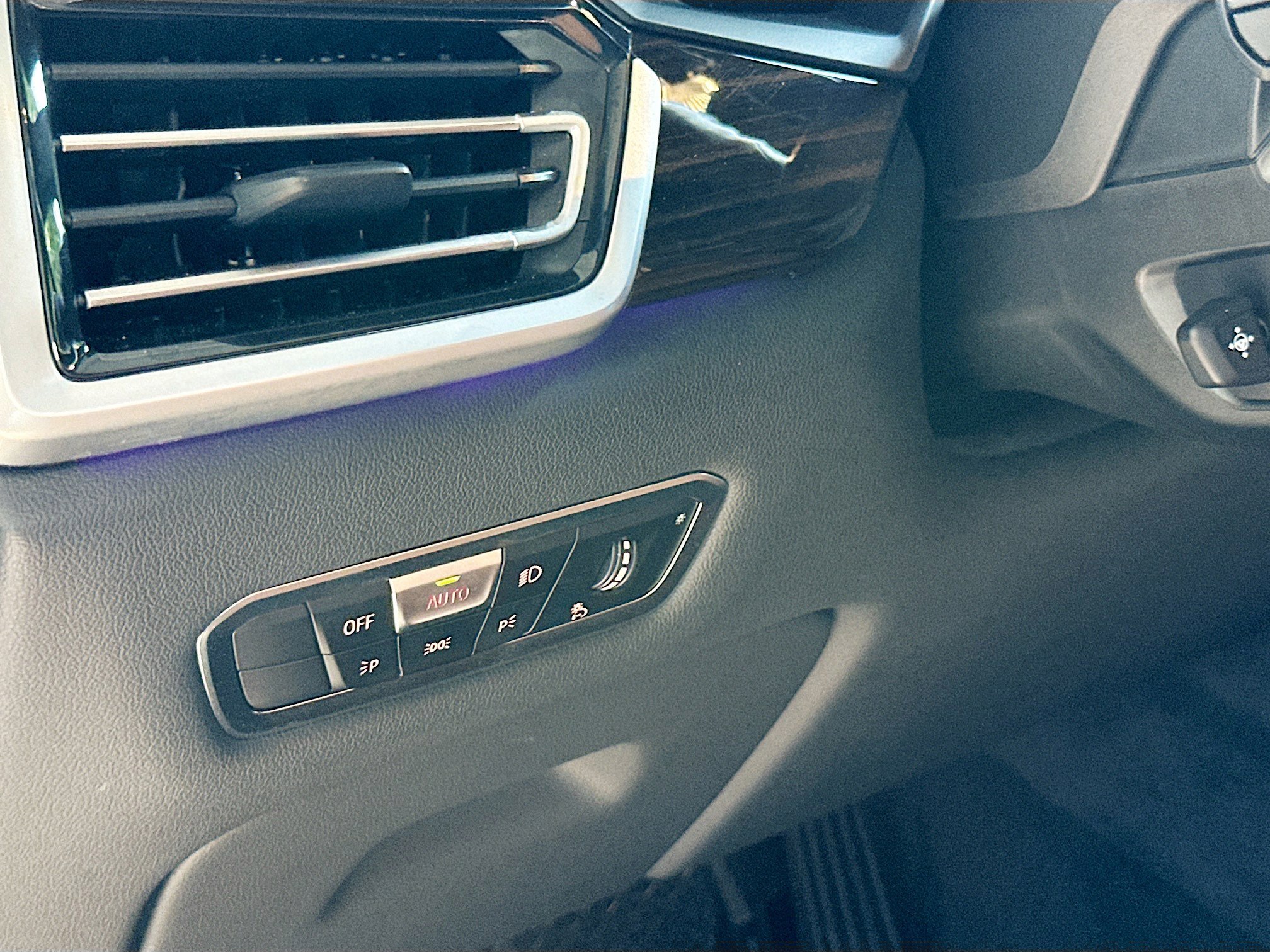 Certified 2023 BMW X5 xDrive40i w/ Premium Package image 10