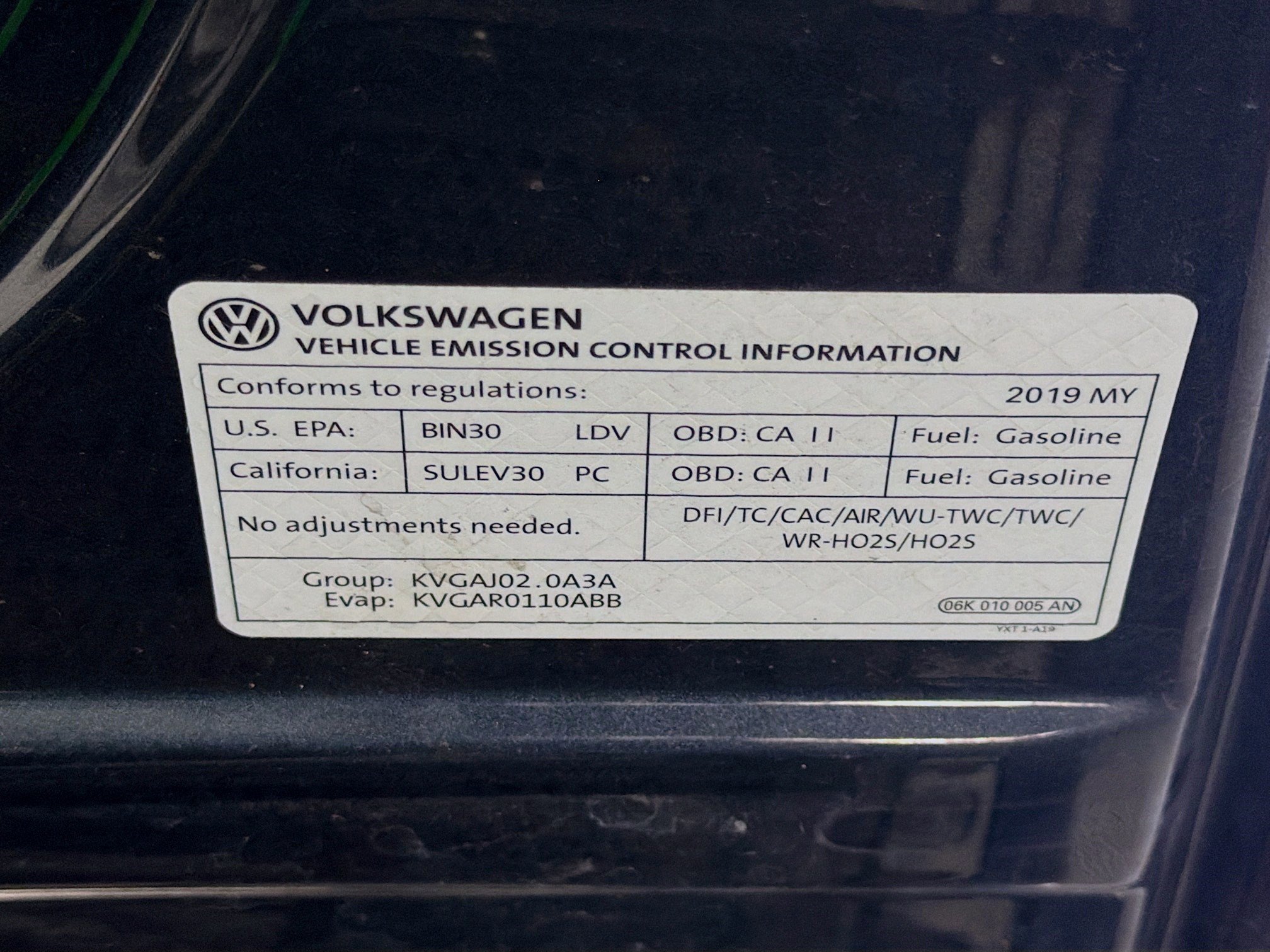 Used 2019 Volkswagen Golf 4-Door FWD image 17