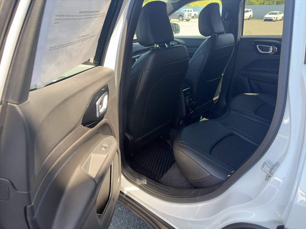 New 2026 Jeep Compass Latitude AWD/4WD image 14