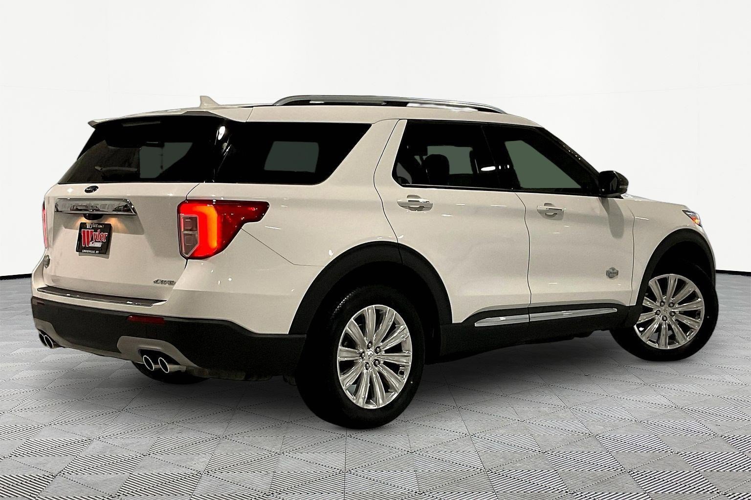 Used 2022 Ford Explorer King Ranch AWD/4WD image 6