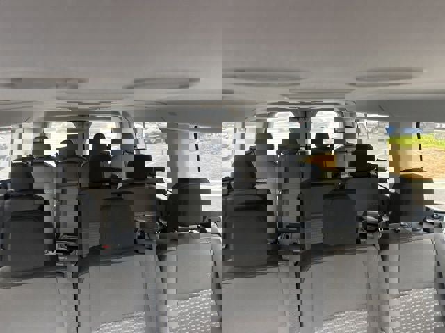 Used 2023 Ford Transit 350 XLT image 28