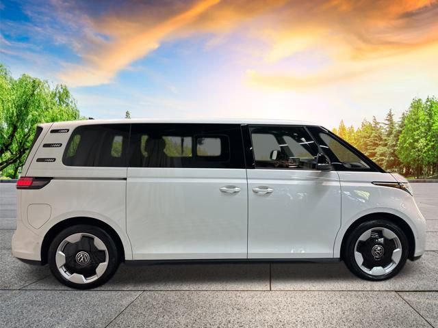New 2025 Volkswagen ID. Buzz Pro S image 3