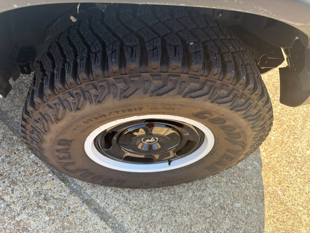Used 2024 Ford Bronco Heritage Edition AWD/4WD image 11