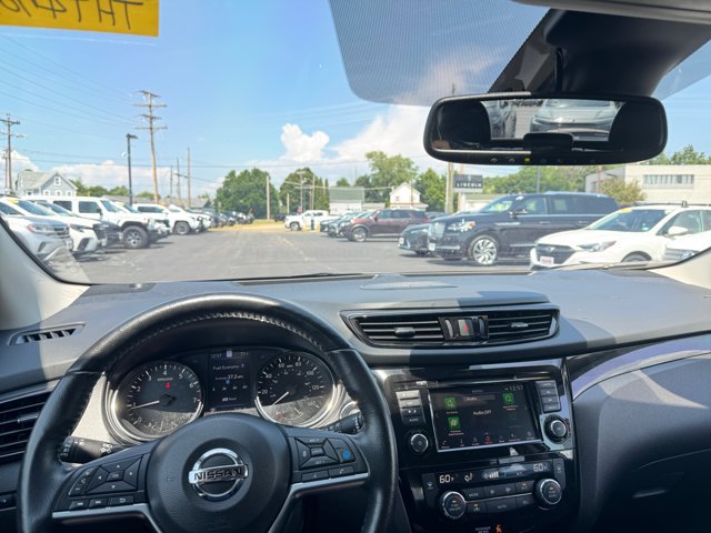 Used 2021 Nissan Rogue Sport SL w/ Premium Package AWD/4WD image 2