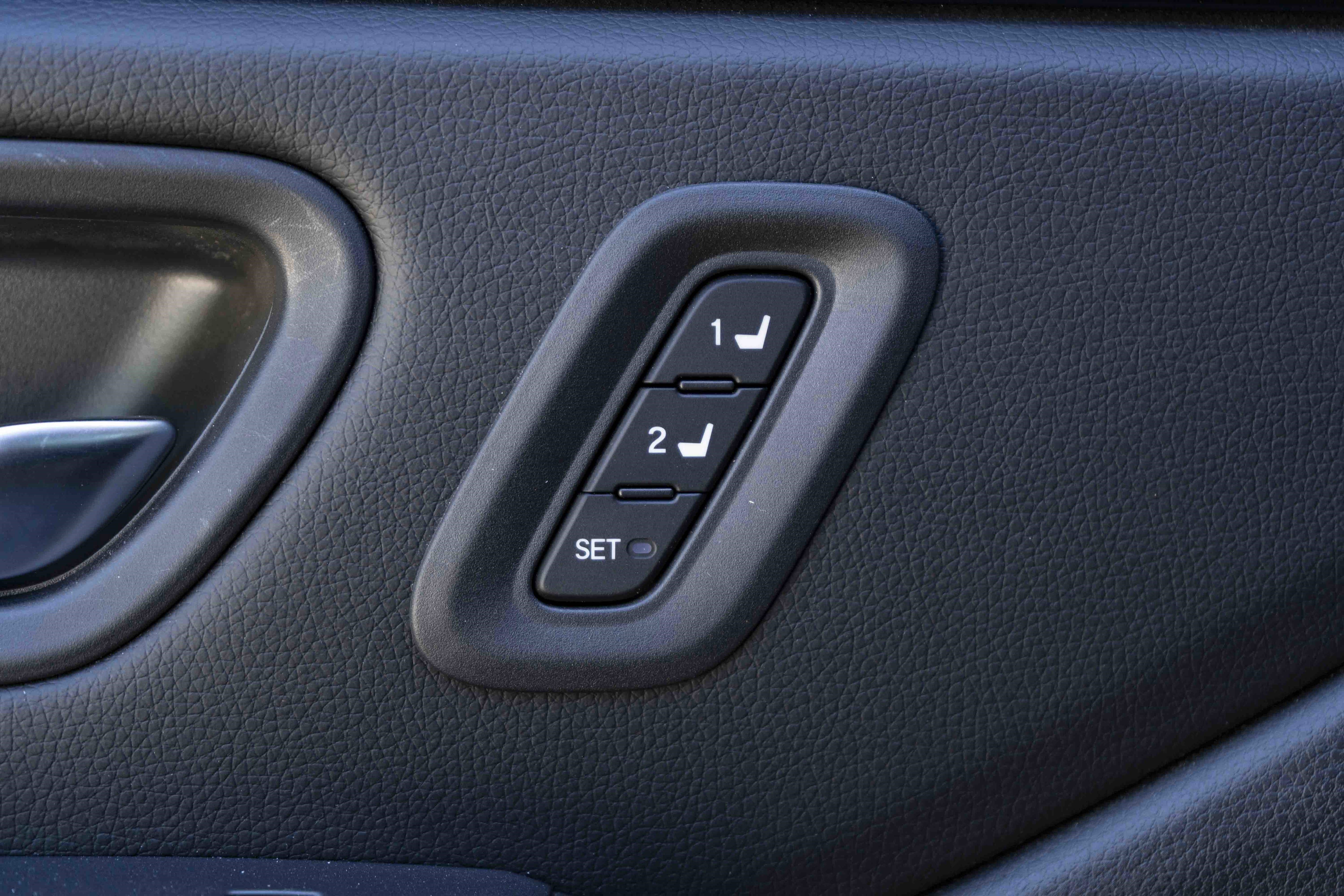 Used 2023 Honda Pilot EX-L image 39