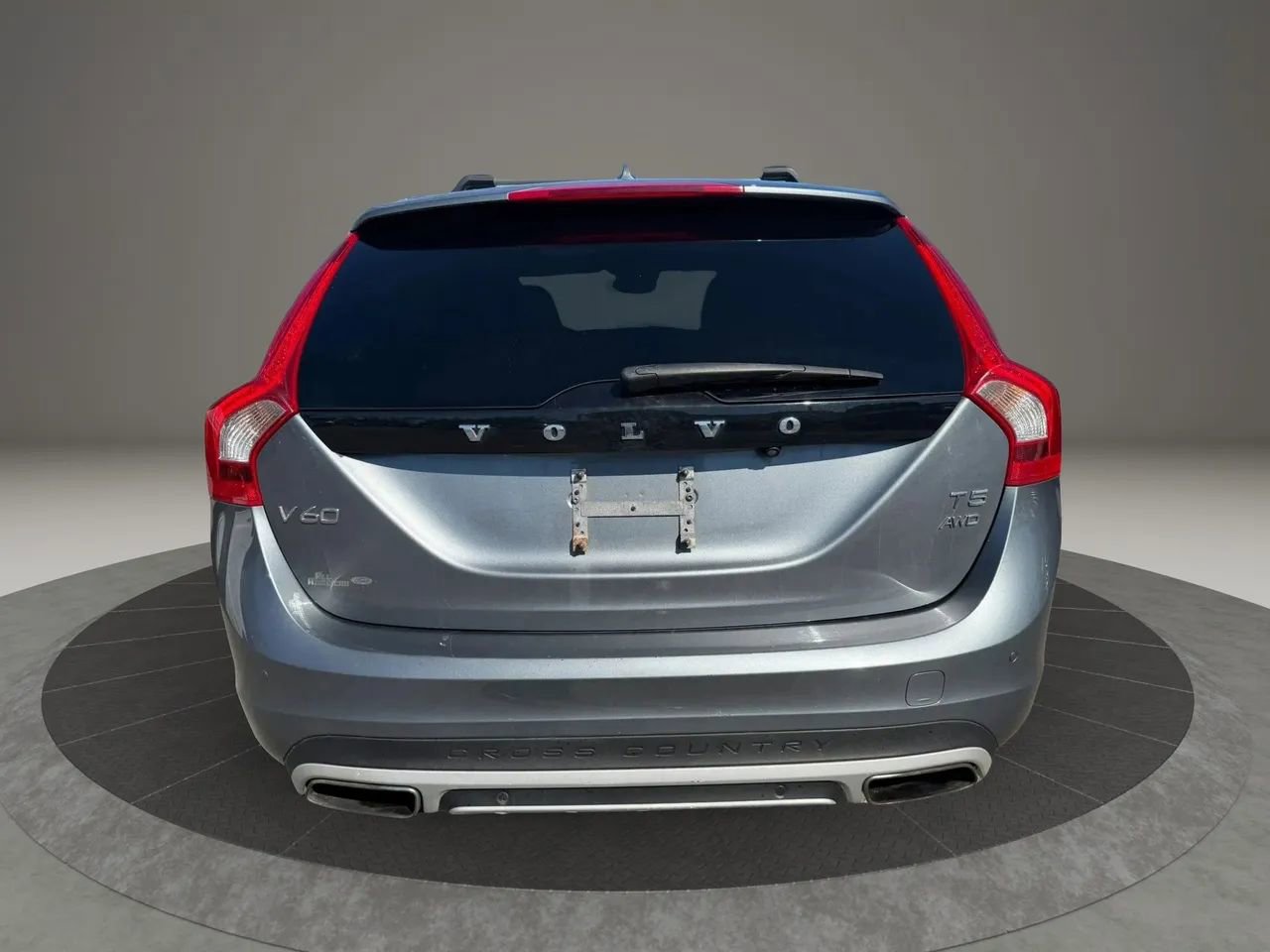 Used 2016 Volvo V60 T5 Cross Country w/ Protection Package image 6