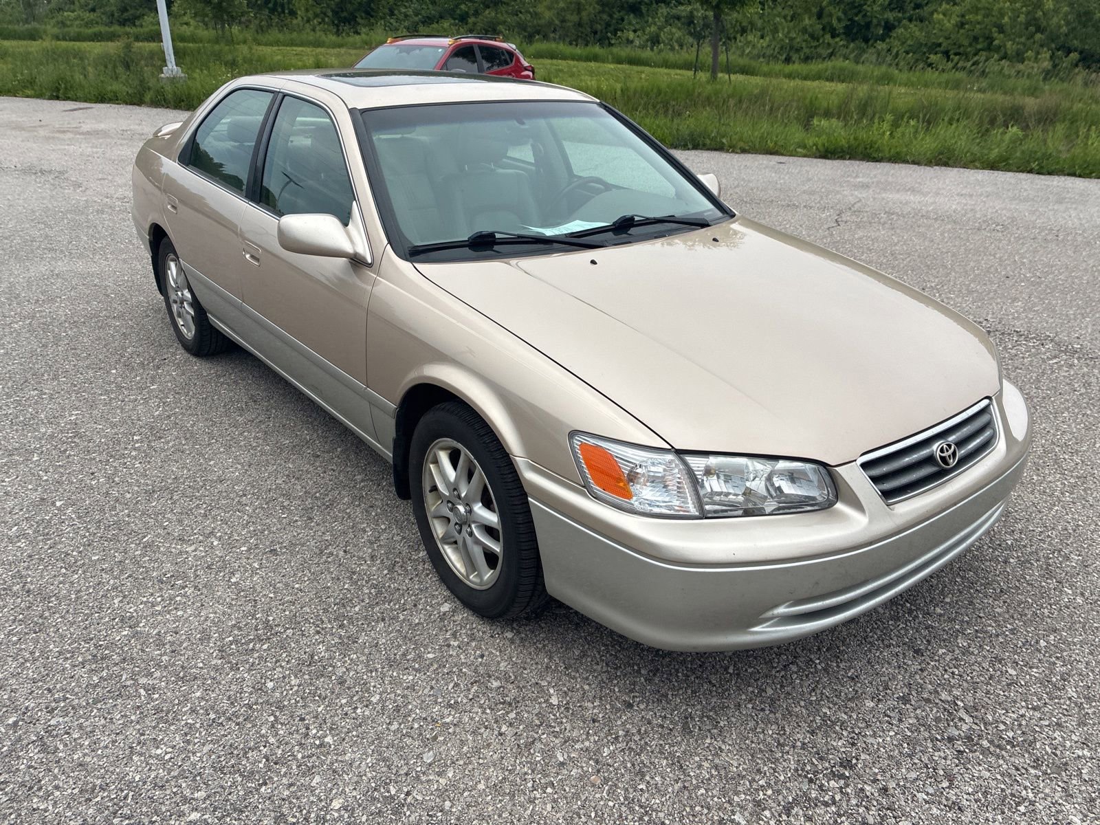 Used 2001 Toyota Camry XLE FWD image 9