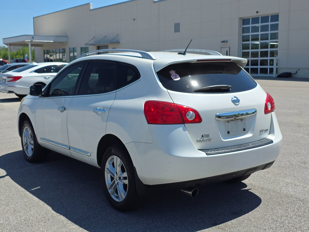 Used 2012 Nissan Rogue SV AWD/4WD image 6