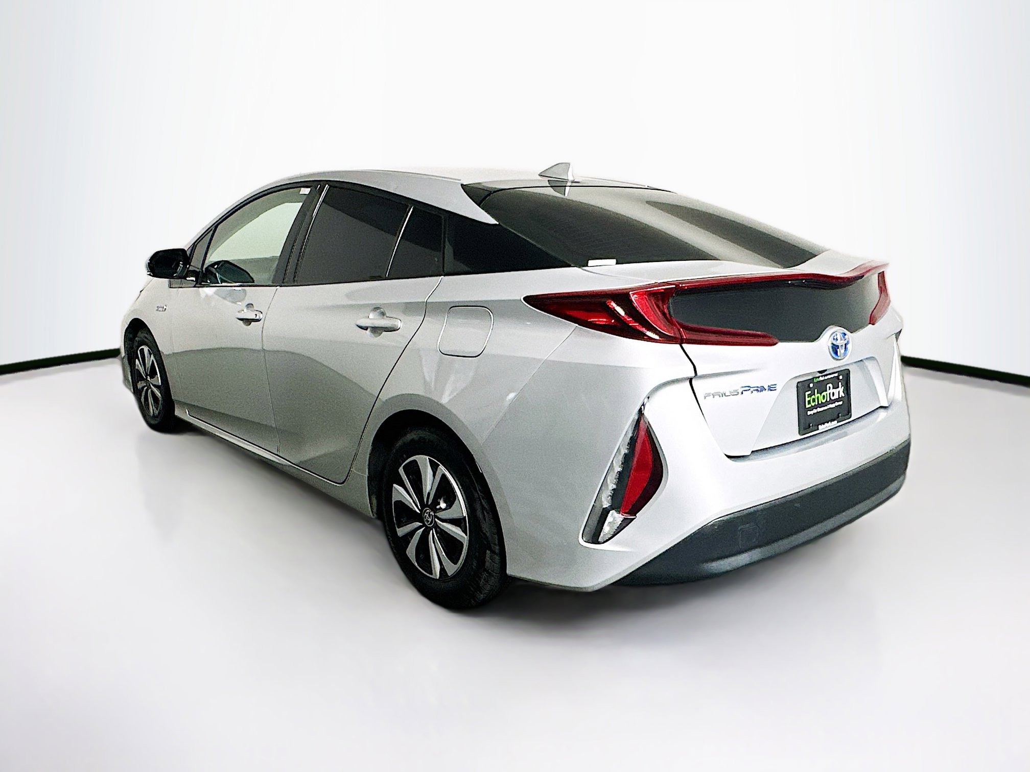 Used 2019 Toyota Prius Prime Premium w/ Carpet Mat Package FWD image 5