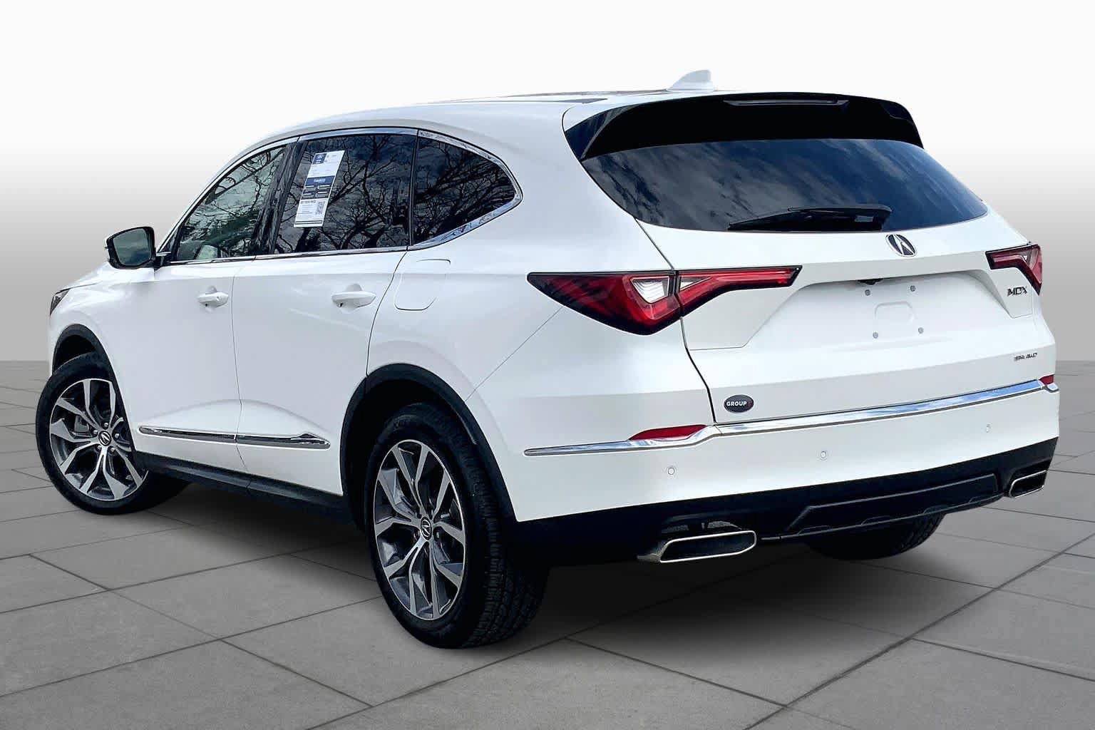 Used 2023 Acura MDX w/ Technology Package AWD/4WD image 22