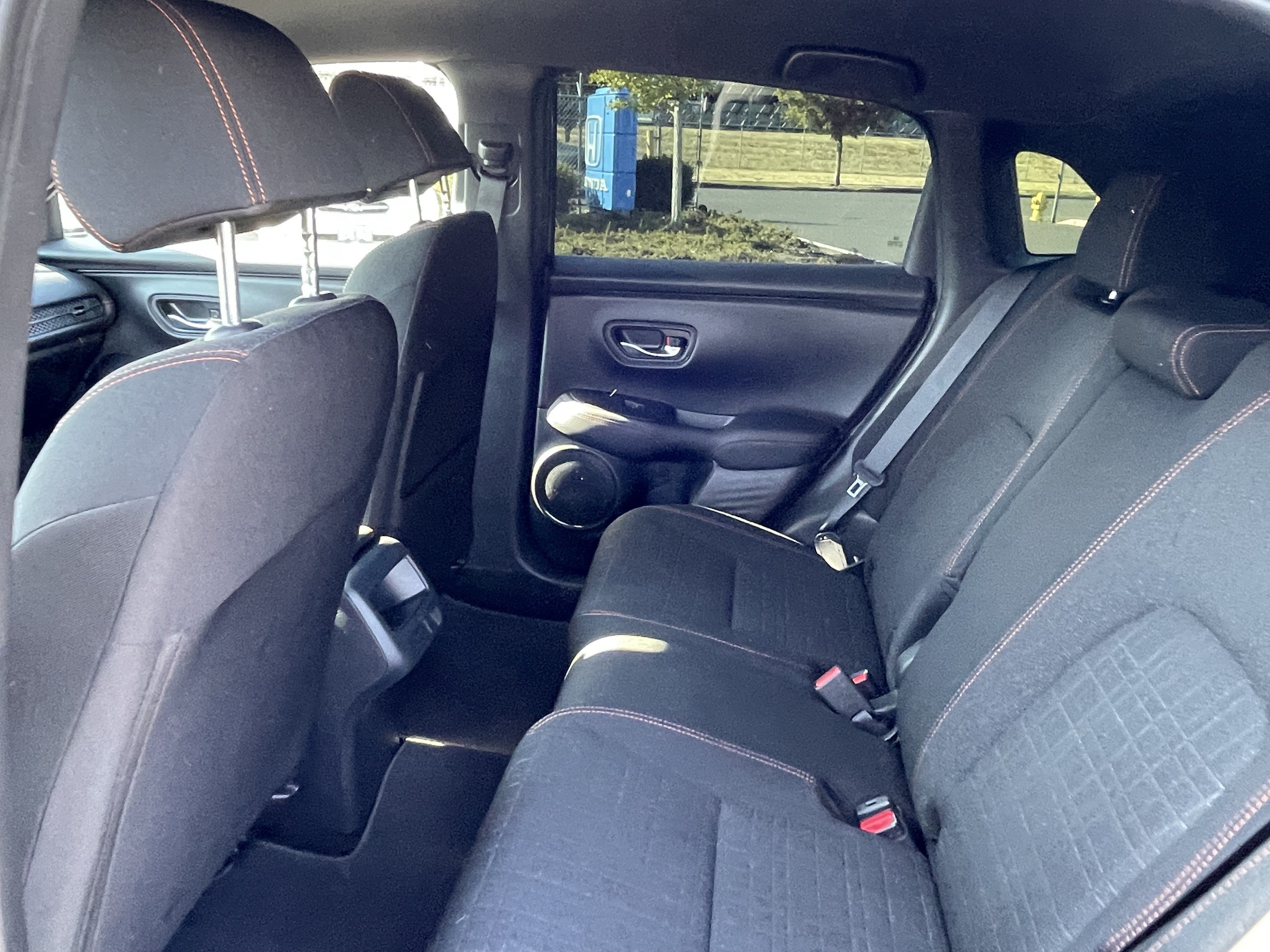 Used 2025 Honda HR-V Sport image 14