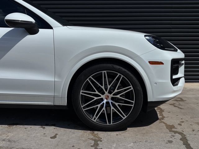 Certified 2026 Porsche Cayenne S AWD/4WD image 11