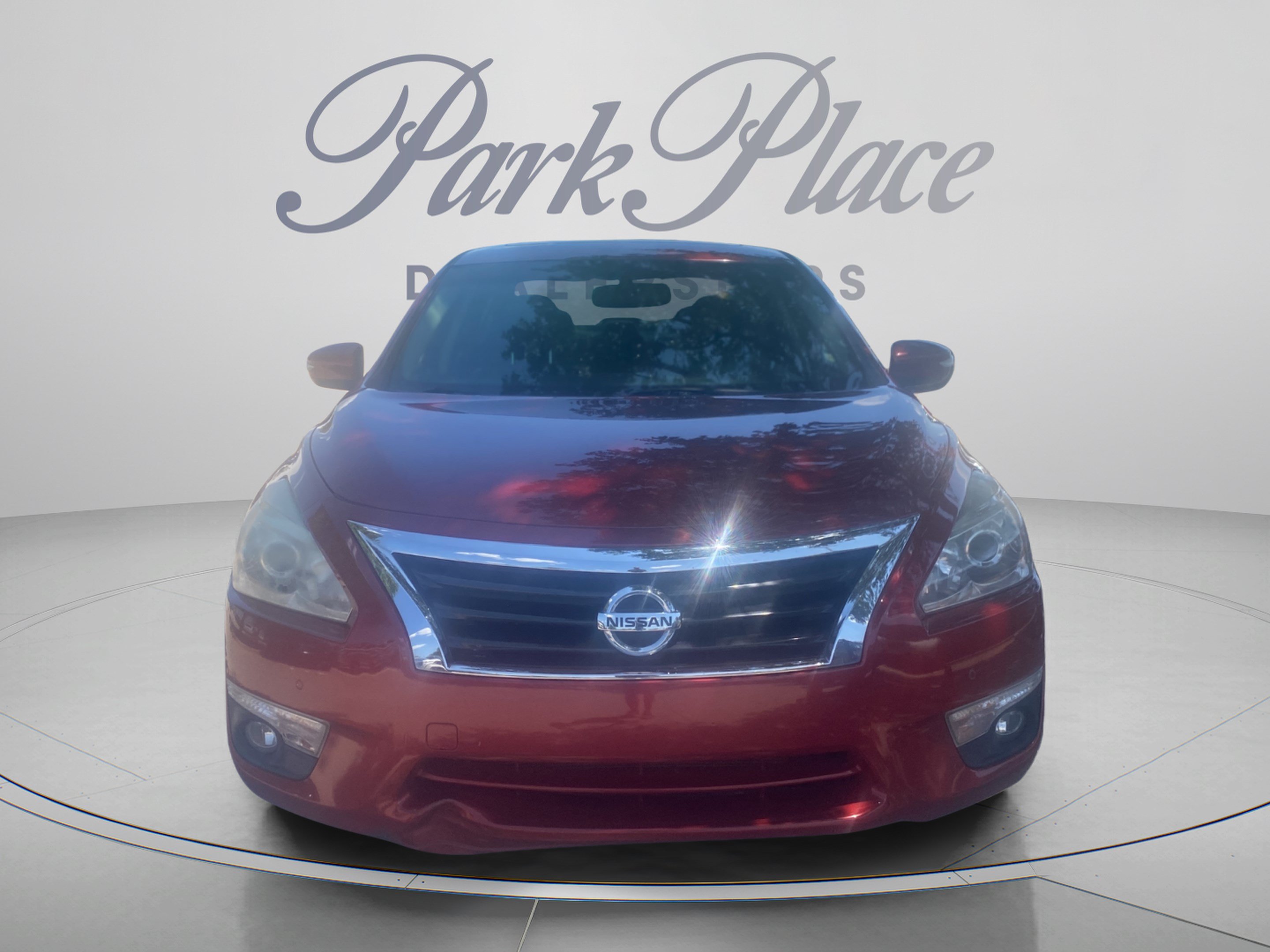 Used 2015 Nissan Altima 3.5 SL FWD image 9