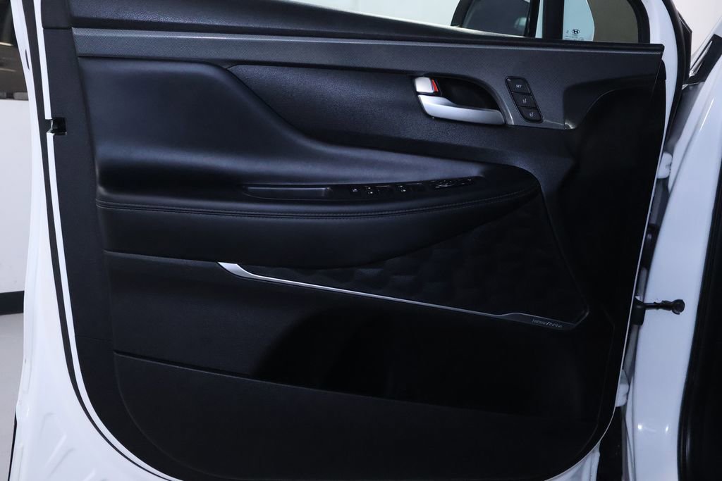 Used 2023 Hyundai Santa Fe Limited image 13