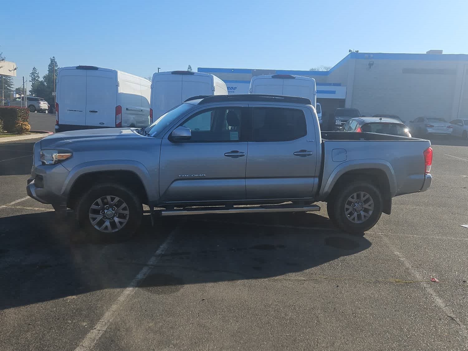 Used 2017 Toyota Tacoma 2WD Double Cab image 5