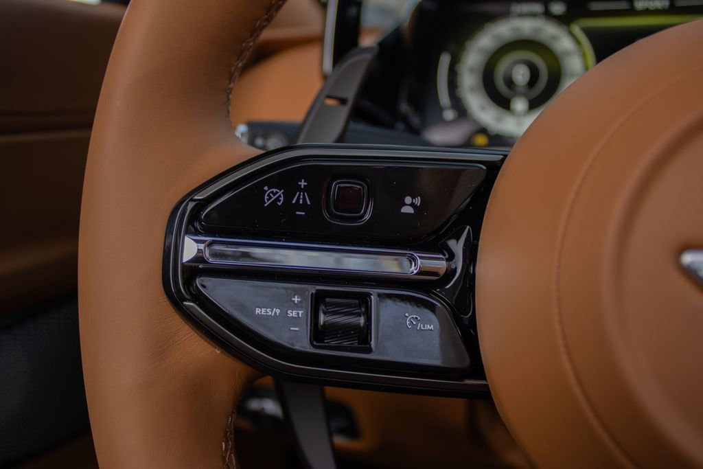 New 2026 Aston Martin V8 Vantage Convertible image 12