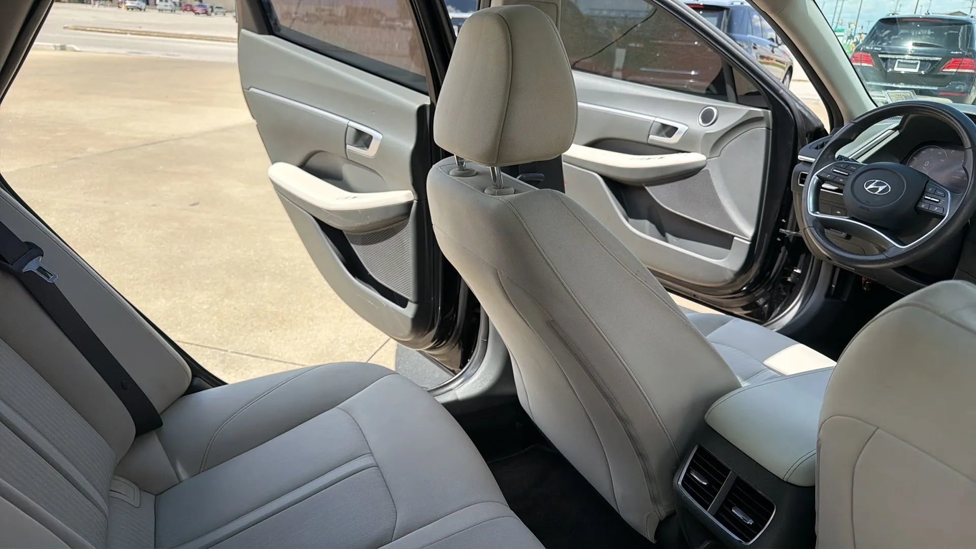Used 2022 Hyundai Sonata SEL w/ Convenience Package FWD image 47
