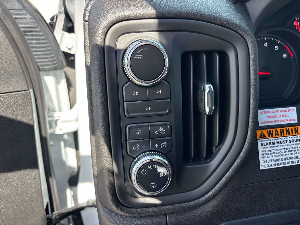 Used 2025 GMC Sierra 3500 Pro w/ Convenience Package AWD/4WD image 13