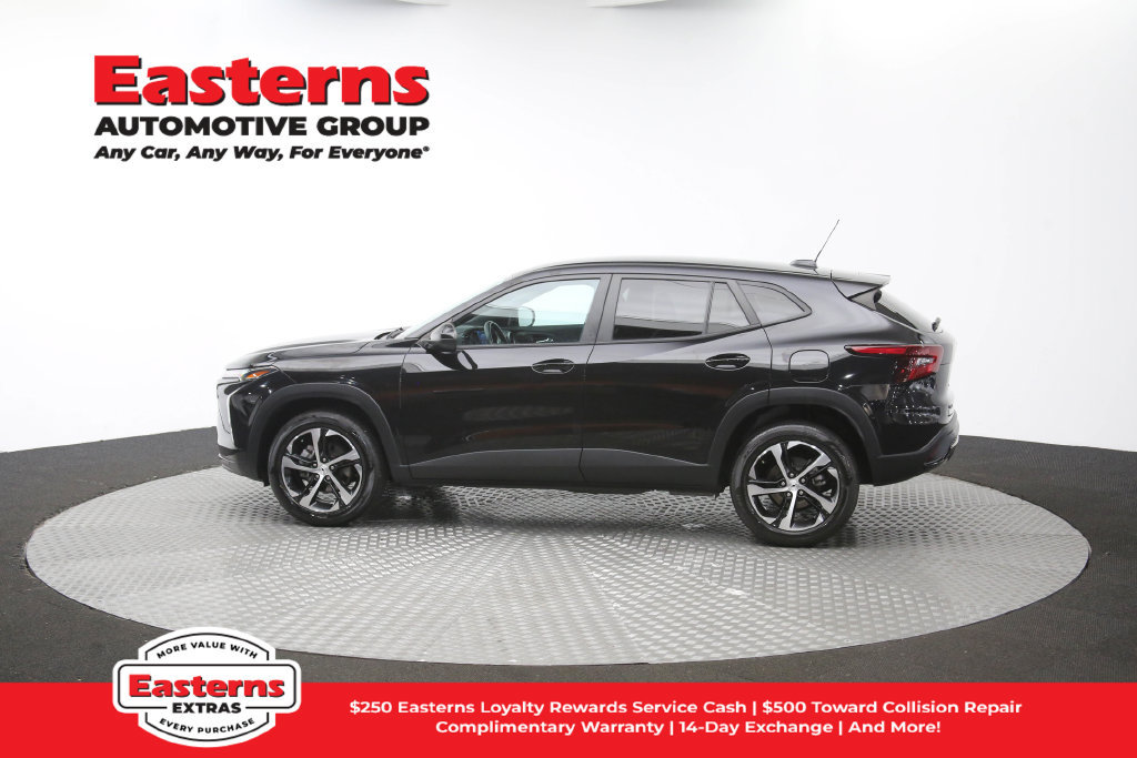 Used 2024 Chevrolet Trax RS FWD image 60