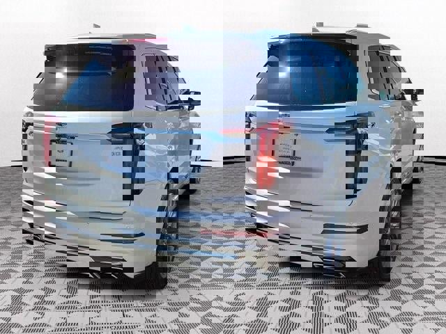 Certified 2024 Cadillac XT6 Premium Luxury w/ Technology Package image 6