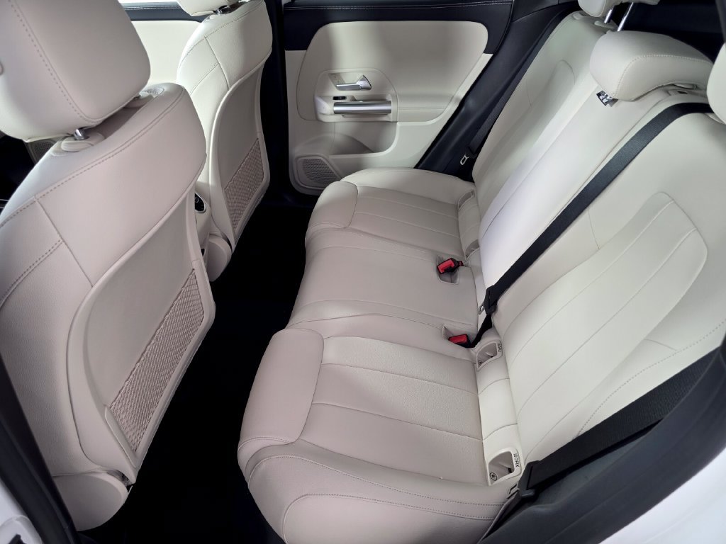 Certified 2024 Mercedes-Benz GLA 250 image 14