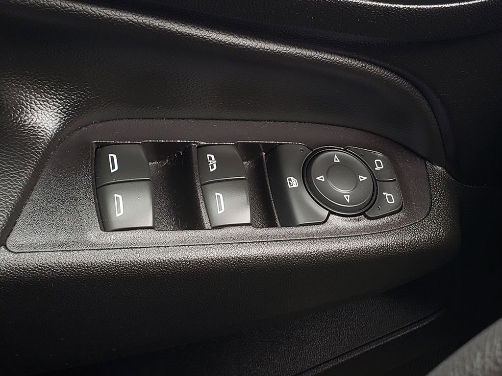 Used 2020 Chevrolet Equinox LT image 29