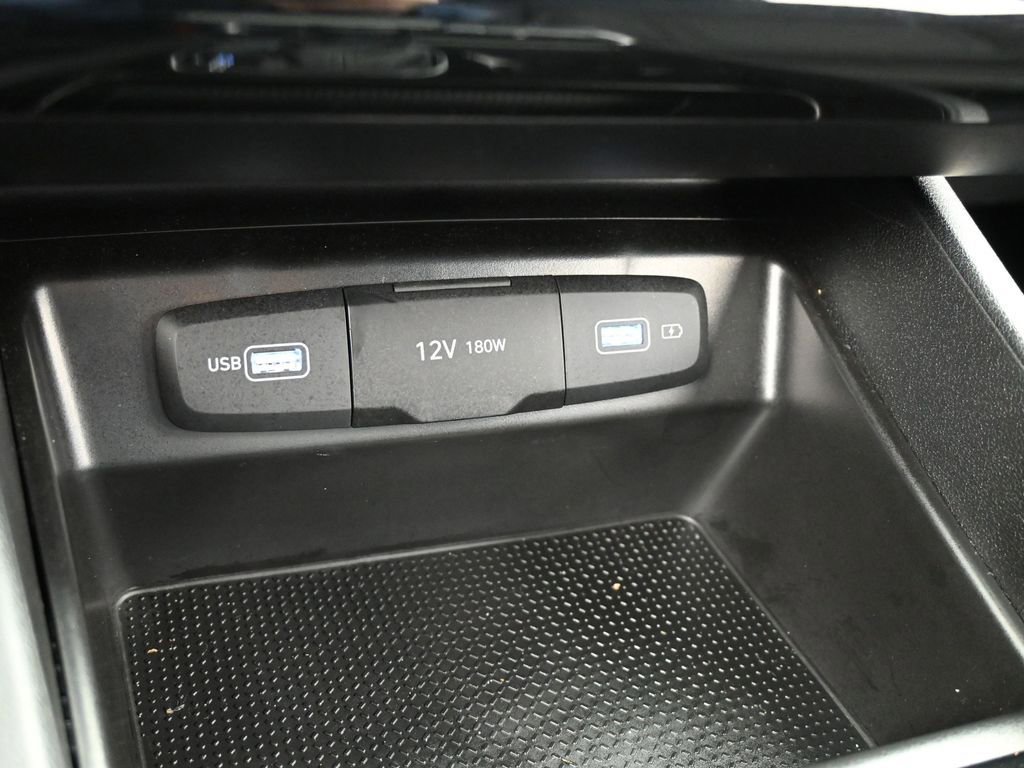 Used 2023 Hyundai Tucson SE image 23