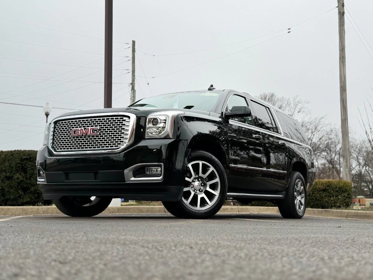 Used 2016 GMC Yukon XL Denali w/ Open Road Package image 2