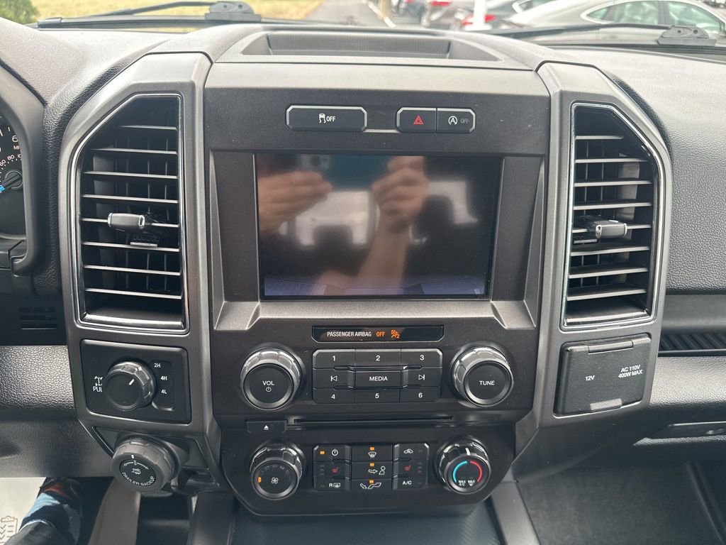 Used 2018 Ford F150 XLT w/ Equipment Group 302A Luxury image 19