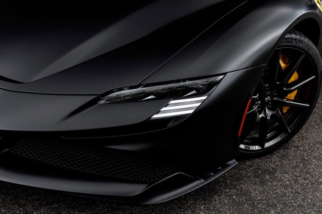 Used 2022 Ferrari SF90 Spider AWD/4WD image 39