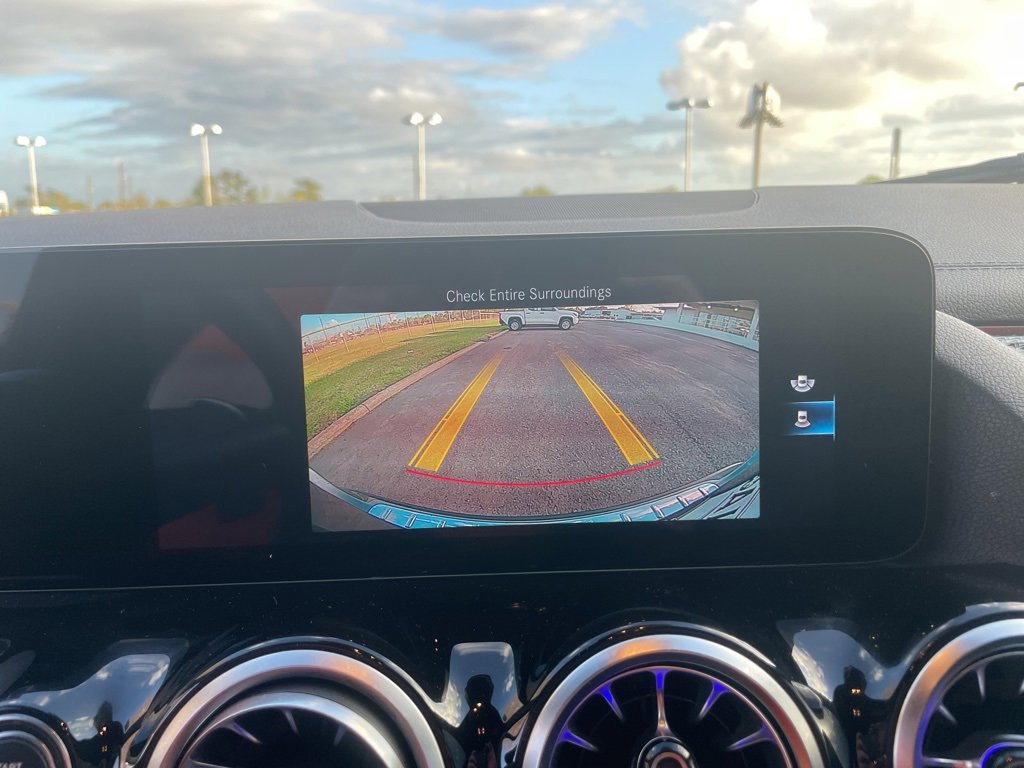 Used 2022 Mercedes-Benz GLA 35 AMG 4MATIC image 24