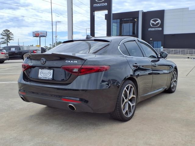 Used 2020 Alfa Romeo Giulia Ti image 6