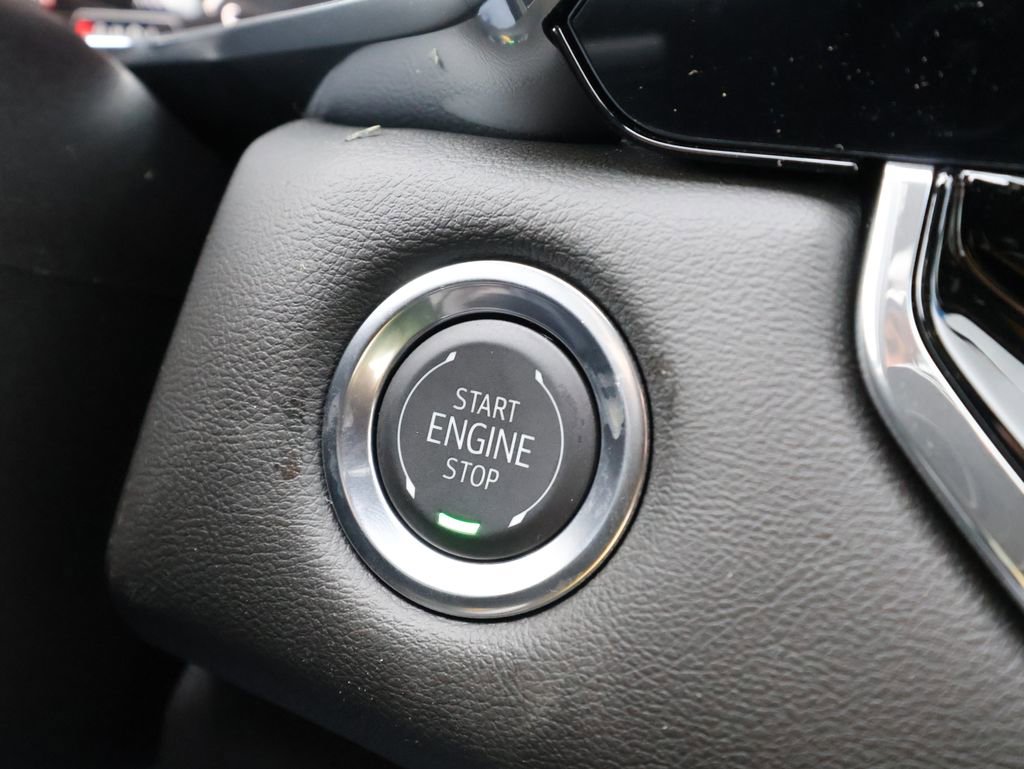 New 2026 GMC Canyon Elevation w/ Convenience Package image 19