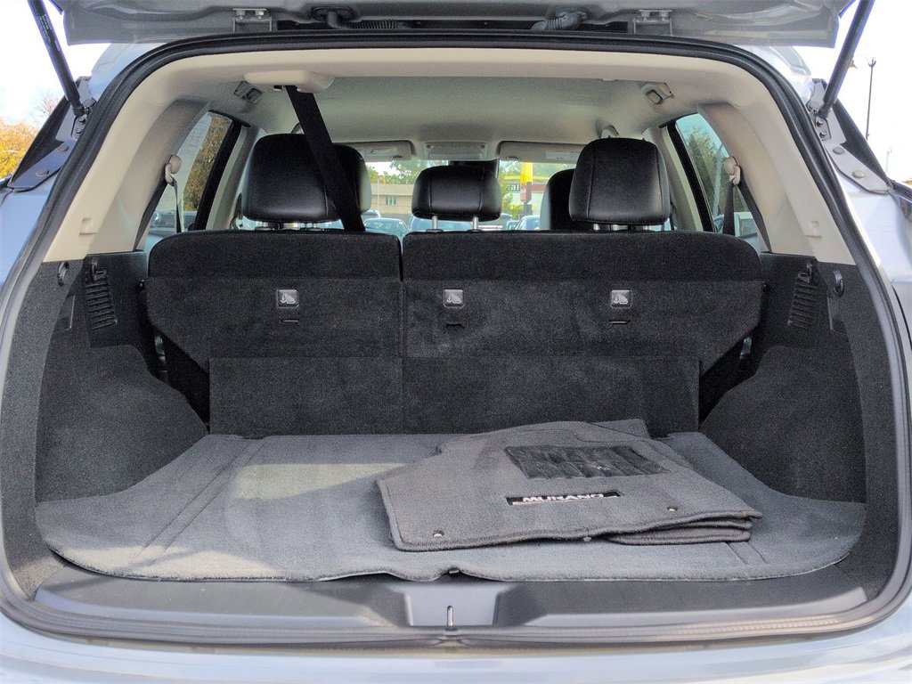 Used 2024 Nissan Murano SV w/ SV Midnight Edition Package image 17