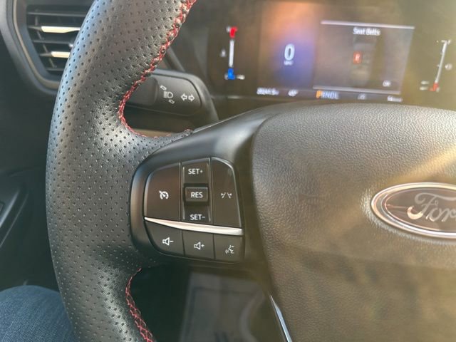 Used 2023 Ford Escape ST-Line image 21