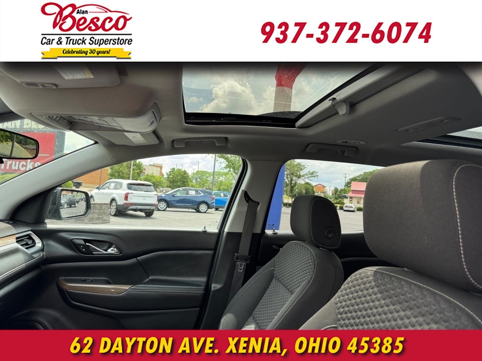 Used 2018 GMC Acadia SLE AWD/4WD image 10